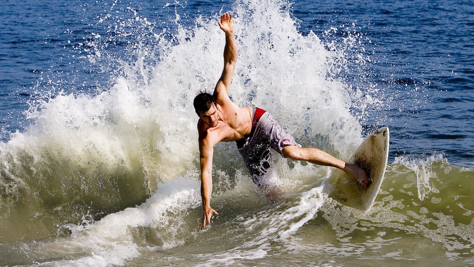 开云体育在线-加纳加时鏖战取胜伊拉克，福登关键一击定乾坤